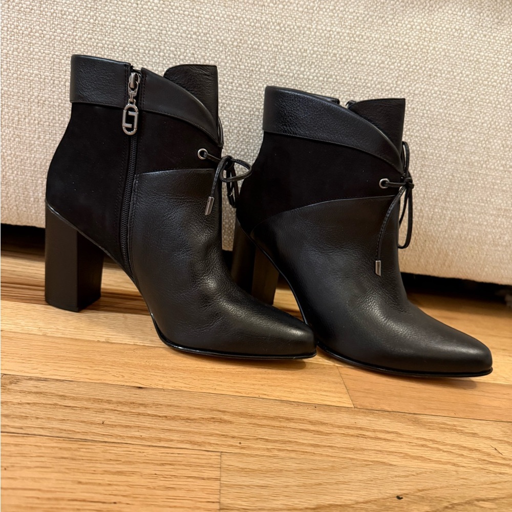 Luz Da Lua Black Leather and Suede Ankle Boots Size 8